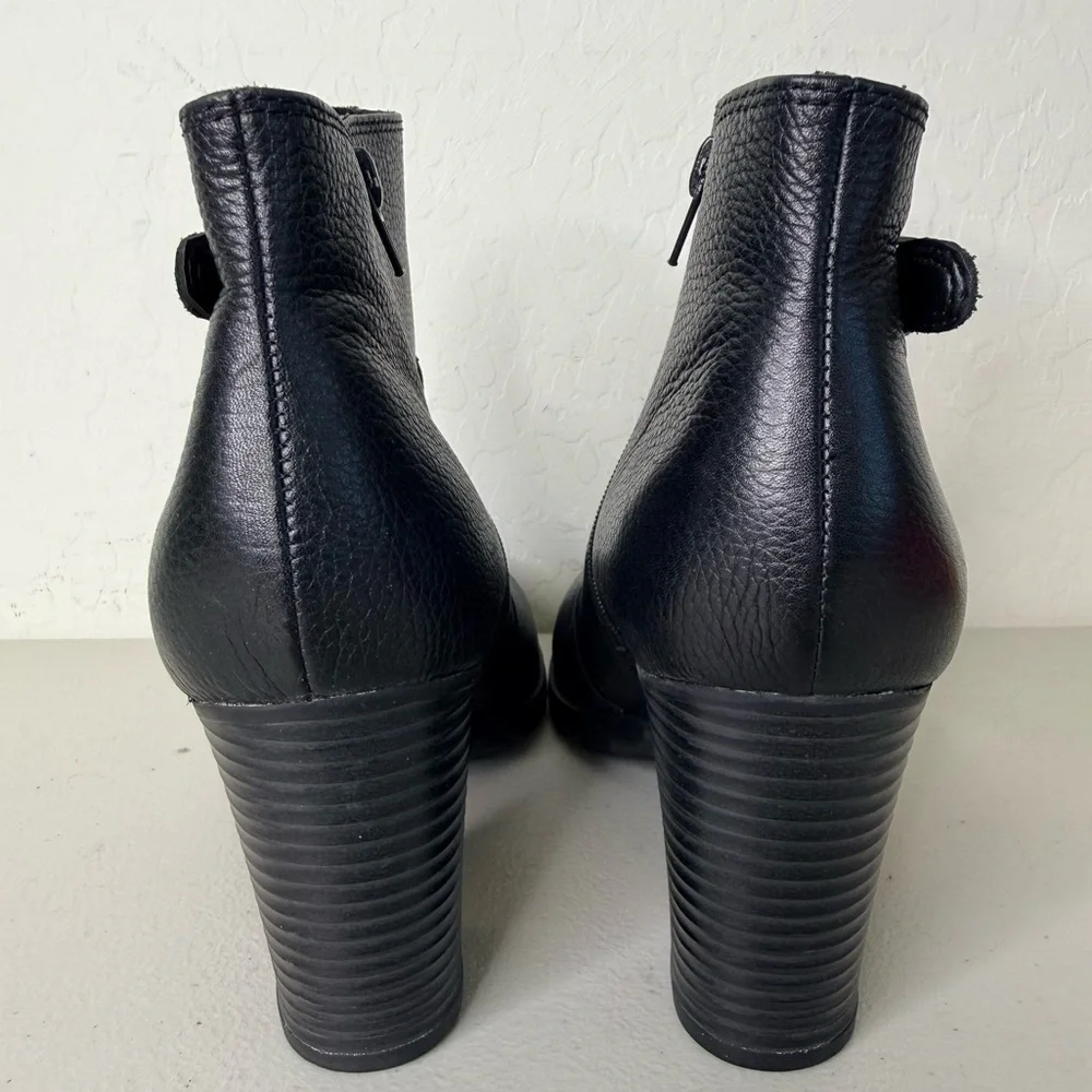 Clarks Verona Gleam Black Pebbled Leather Stacked Block Heel OrthoLite® Size 11